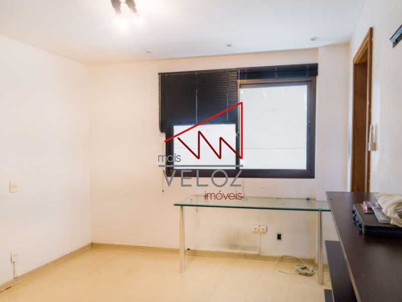 Apartamento à venda com 3 quartos, 153m² - Foto 10