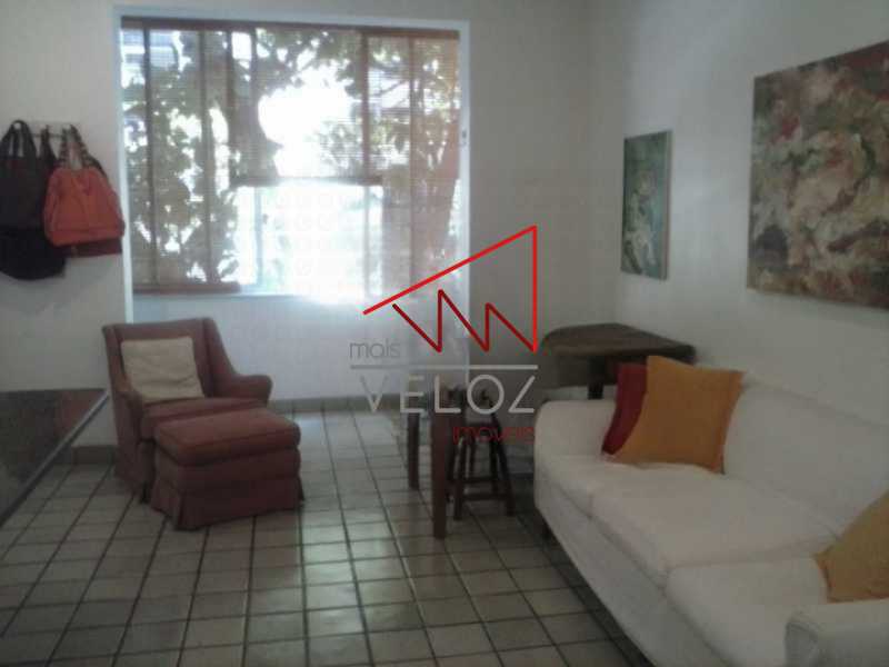 Apartamento à venda com 1 quarto, 45m² - Foto 3