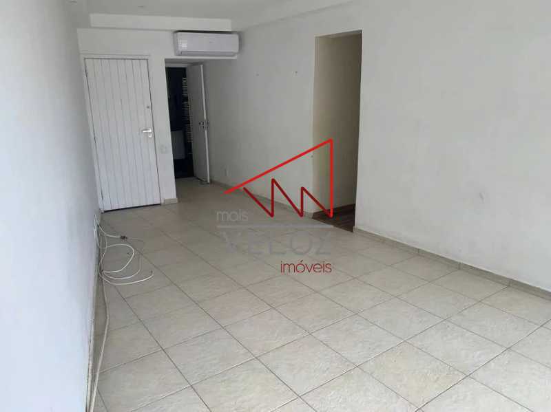 Apartamento à venda com 3 quartos, 90m² - Foto 3