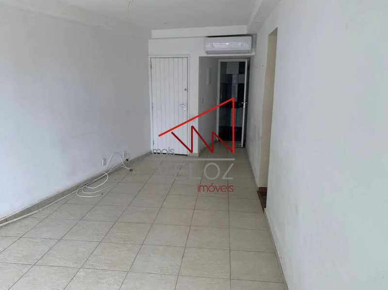 Apartamento à venda com 3 quartos, 90m² - Foto 4