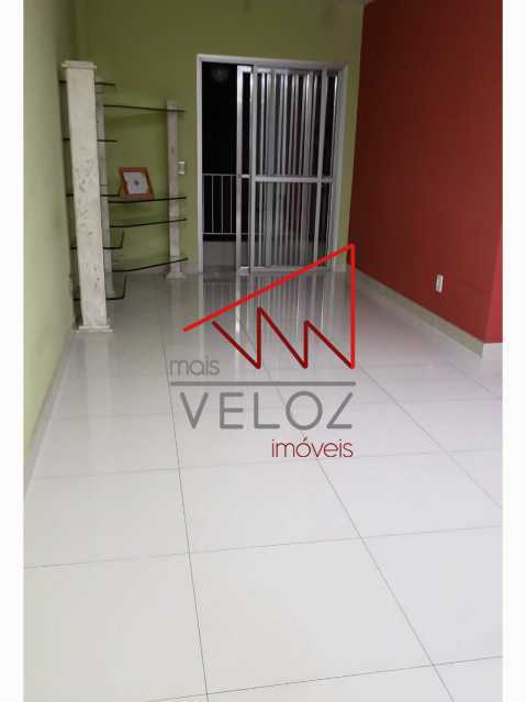 Apartamento à venda com 2 quartos, 68m² - Foto 1