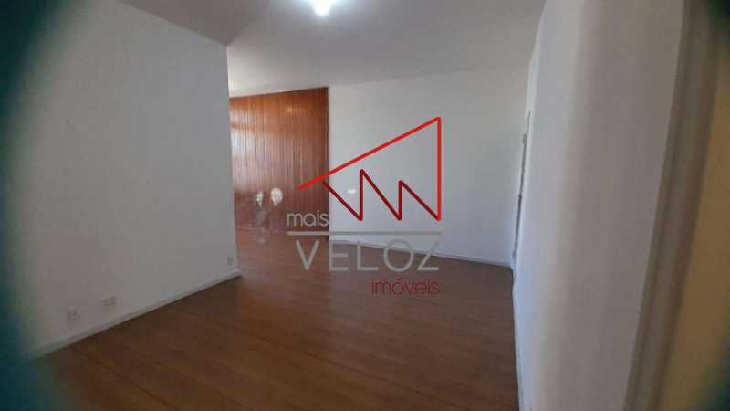 Apartamento à venda com 3 quartos, 108m² - Foto 3