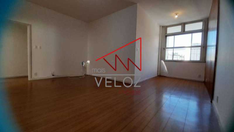 Apartamento à venda com 3 quartos, 108m² - Foto 15