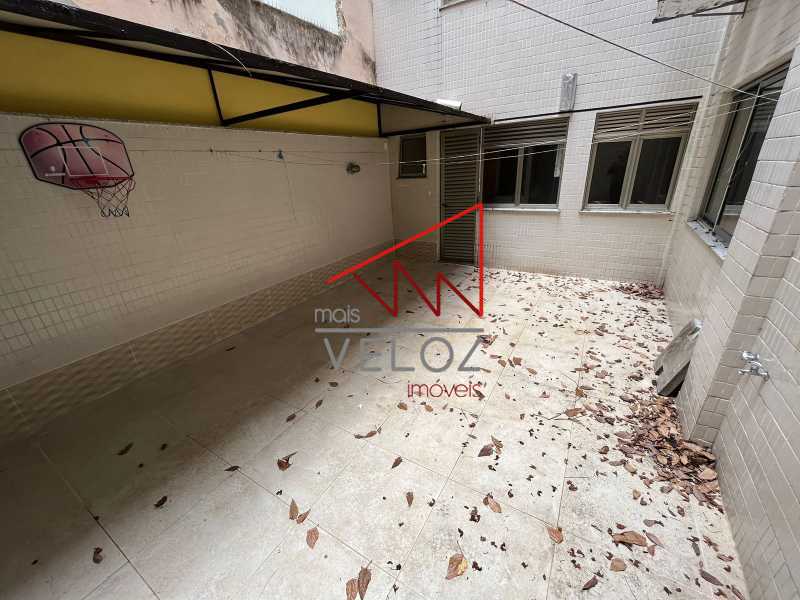 Apartamento à venda com 4 quartos, 200m² - Foto 29