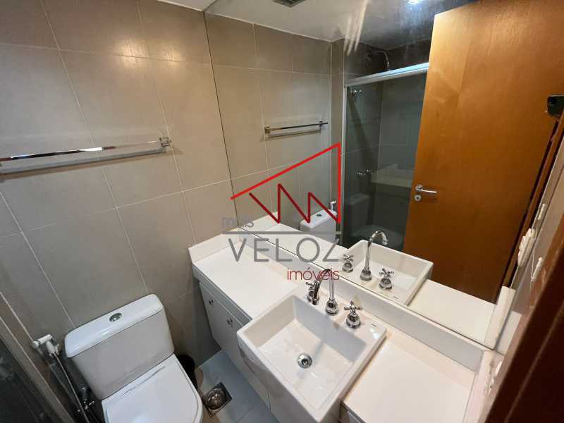 Apartamento à venda com 4 quartos, 200m² - Foto 8