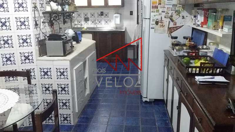 Apartamento à venda com 5 quartos, 270m² - Foto 13