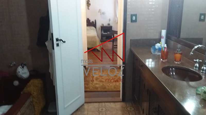 Apartamento à venda com 5 quartos, 270m² - Foto 20