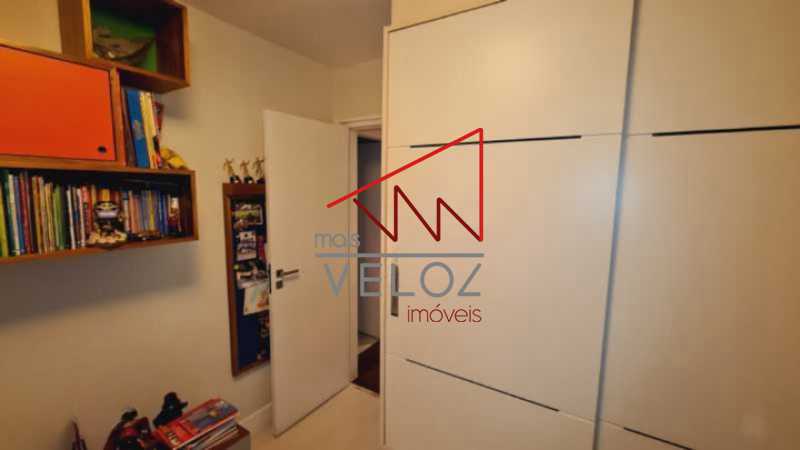 Apartamento à venda com 3 quartos, 140m² - Foto 11