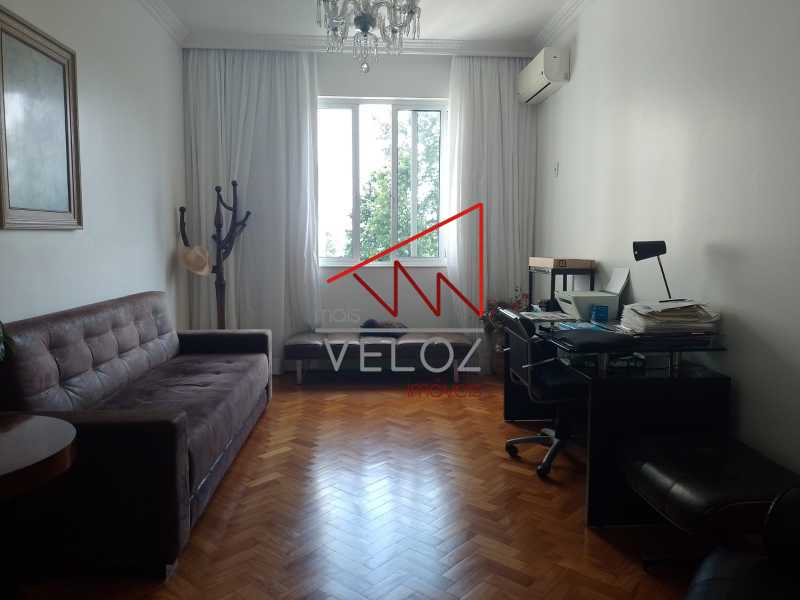 Apartamento à venda com 3 quartos, 230m² - Foto 6