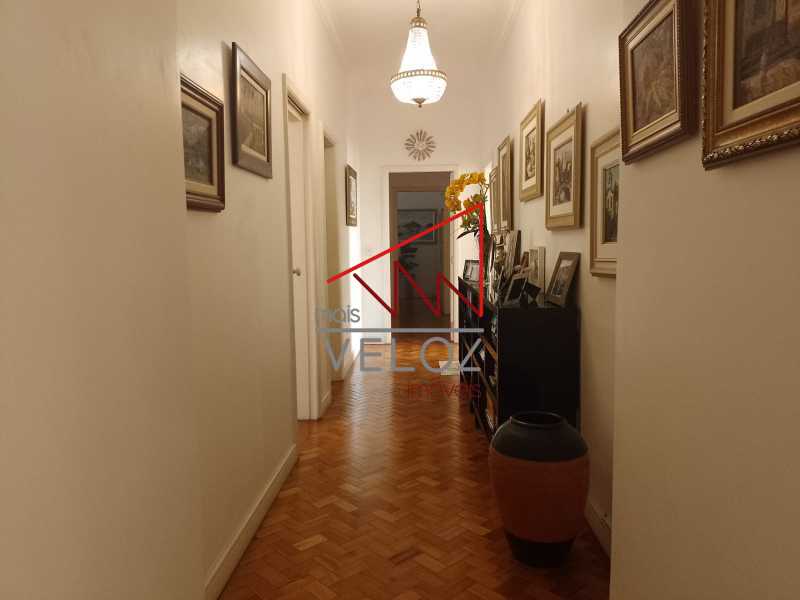 Apartamento à venda com 3 quartos, 230m² - Foto 17