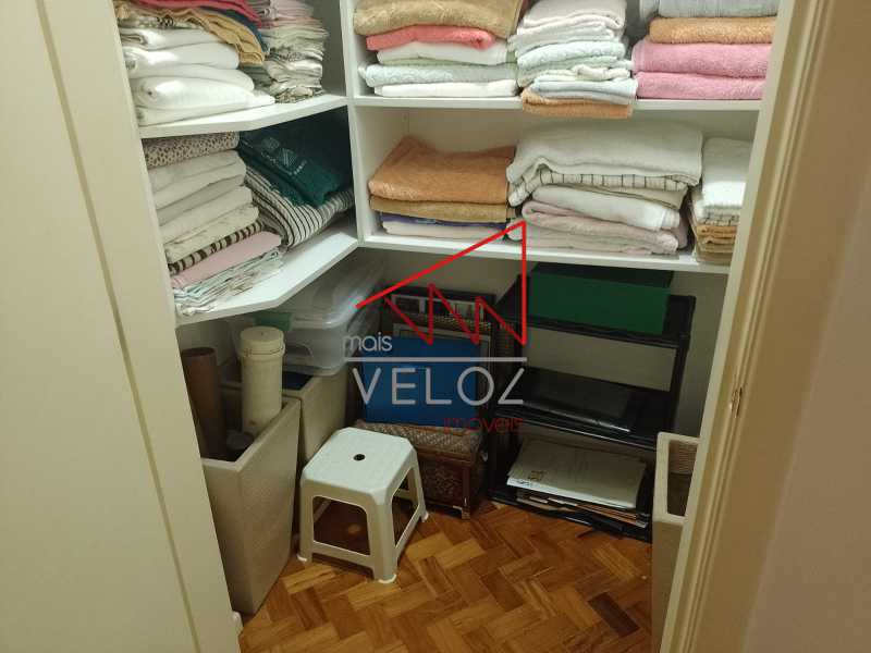 Apartamento à venda com 3 quartos, 230m² - Foto 22