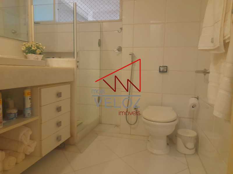 Apartamento à venda com 2 quartos, 125m² - Foto 22