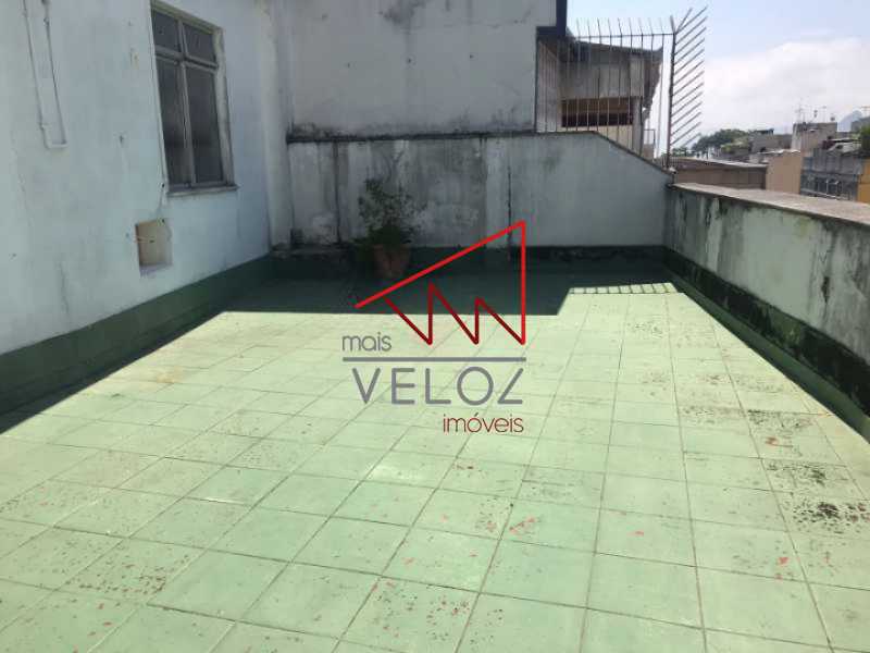 Apartamento à venda com 3 quartos, 161m² - Foto 3