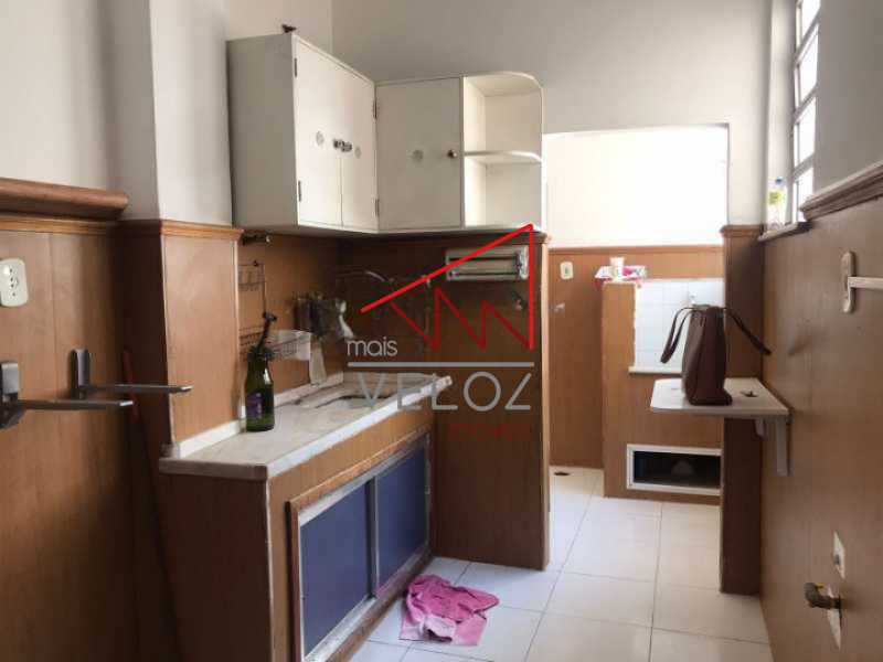 Apartamento à venda com 3 quartos, 161m² - Foto 13