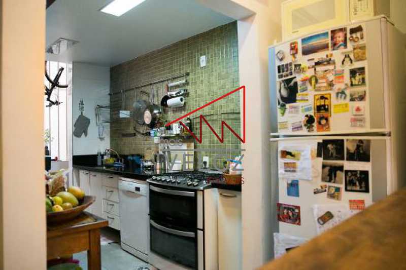 Apartamento à venda com 3 quartos, 100m² - Foto 2