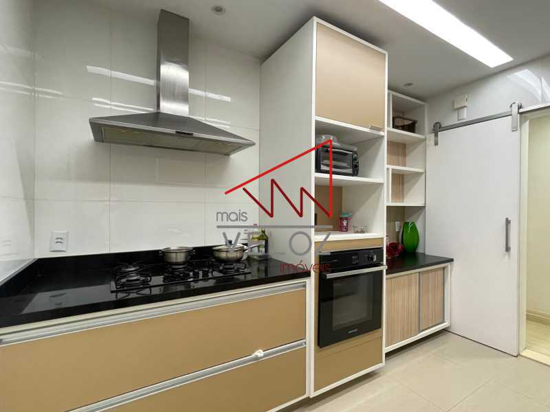 Apartamento à venda com 3 quartos, 136m² - Foto 17