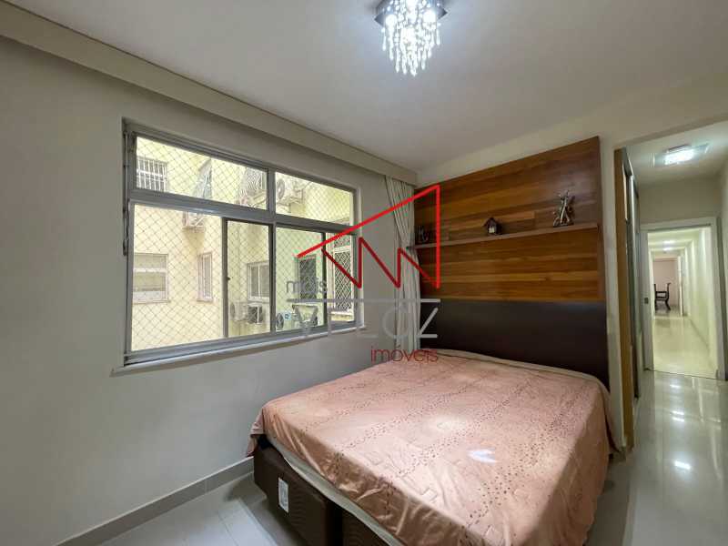 Apartamento à venda com 3 quartos, 136m² - Foto 21