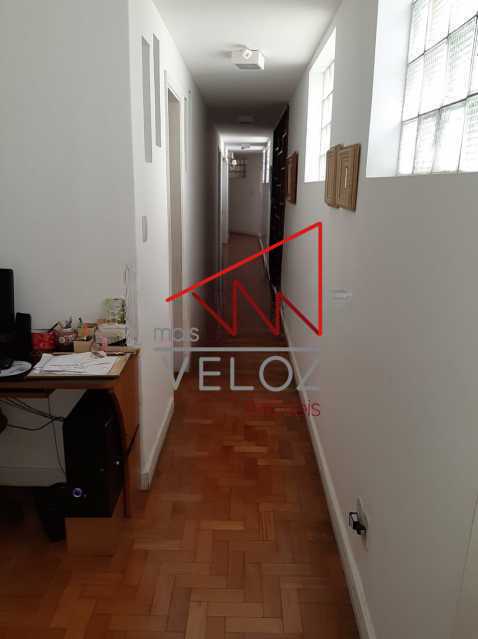 Apartamento à venda com 3 quartos, 230m² - Foto 6