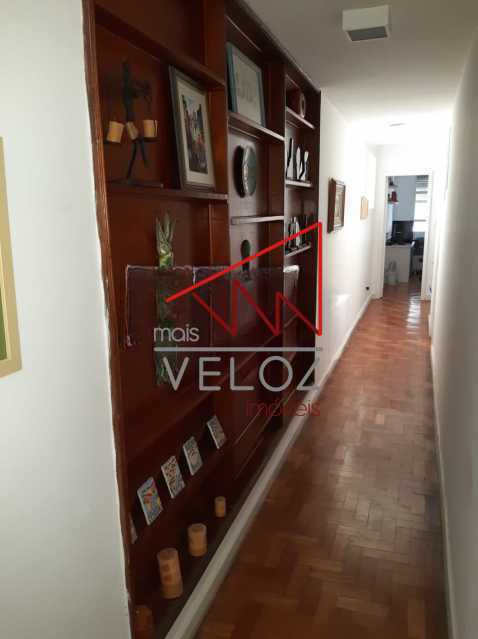 Apartamento à venda com 3 quartos, 230m² - Foto 5