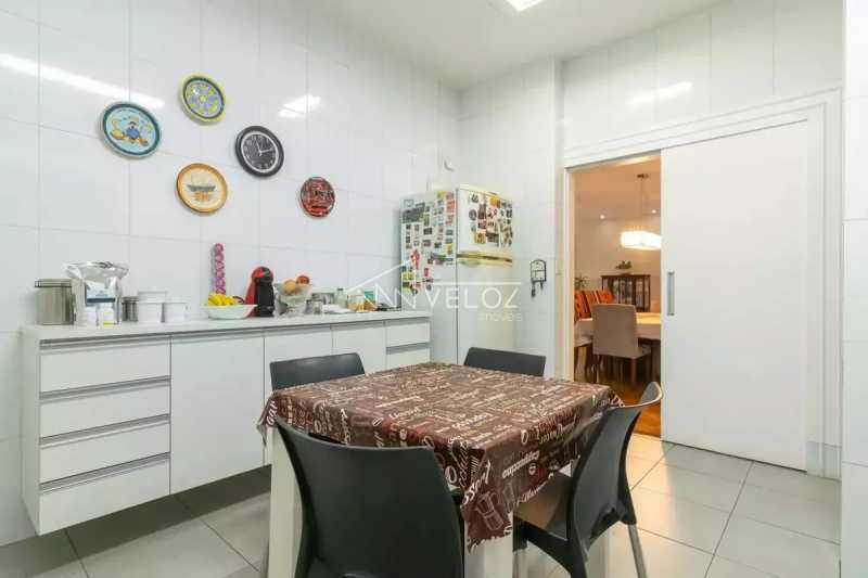 Apartamento, 3 quartos, 230 m² - Foto 13