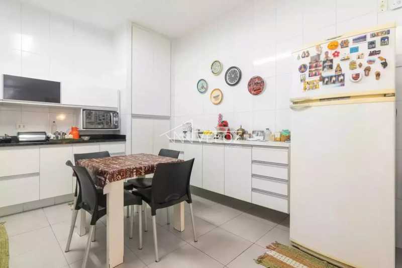 Apartamento, 3 quartos, 230 m² - Foto 26