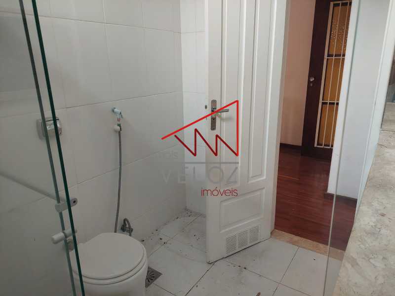 Casa de Vila à venda com 5 quartos, 293m² - Foto 19