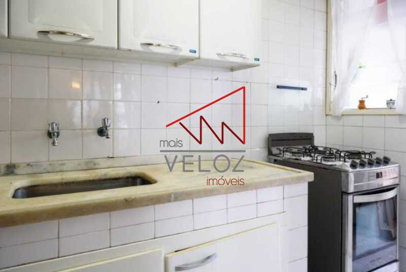 Apartamento à venda com 1 quarto, 60m² - Foto 8