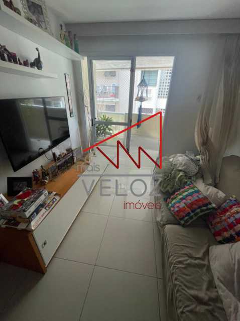 Apartamento à venda com 3 quartos, 88m² - Foto 3