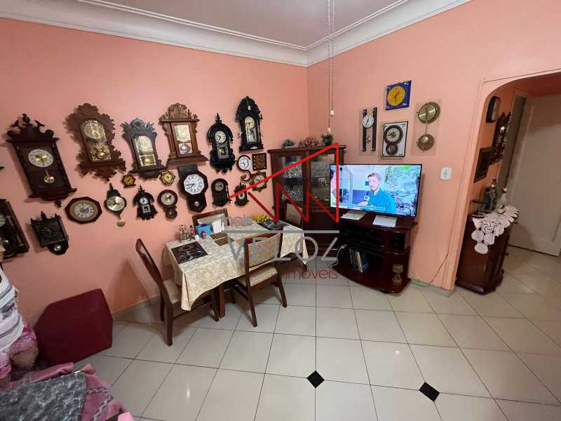 Apartamento à venda com 3 quartos, 100m² - Foto 1