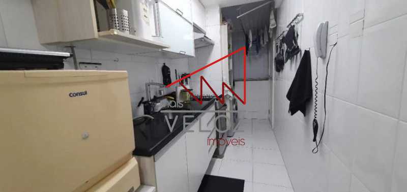 Apartamento à venda com 2 quartos, 80m² - Foto 26