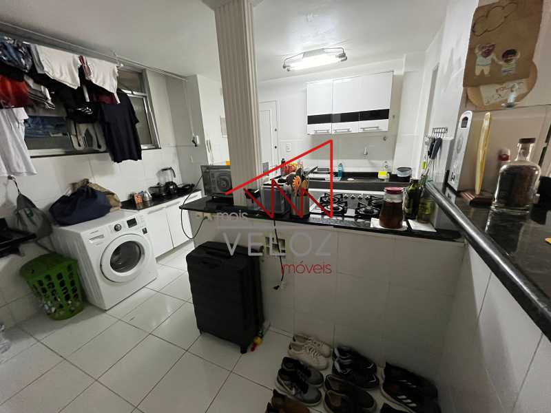 Apartamento à venda com 2 quartos, 70m² - Foto 20