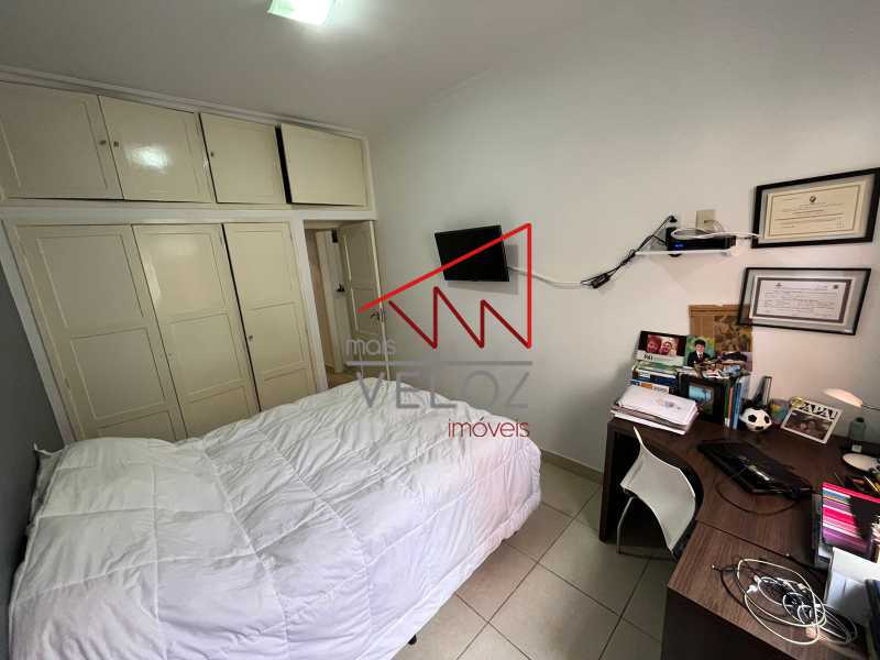 Apartamento à venda com 2 quartos, 70m² - Foto 8