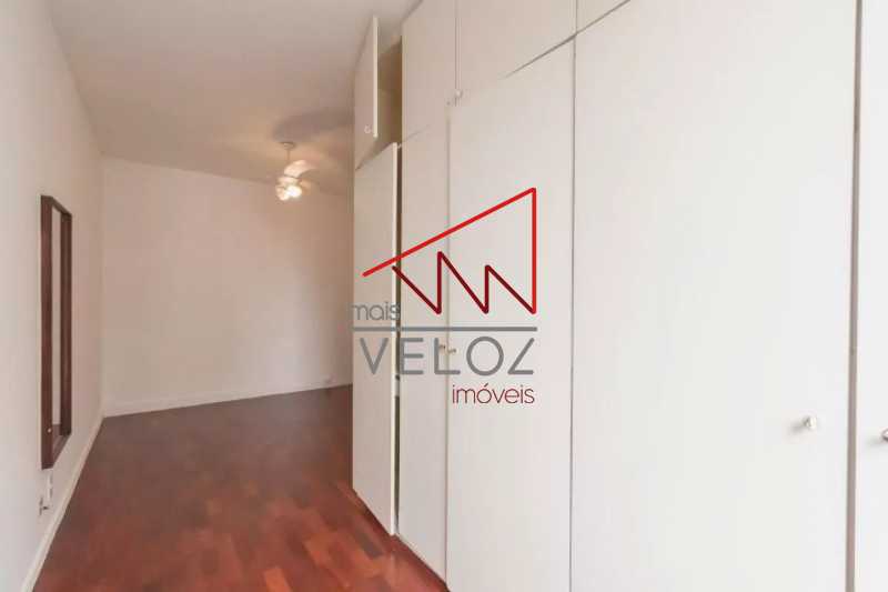 Apartamento à venda com 2 quartos, 72m² - Foto 11