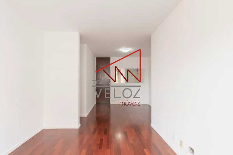 Apartamento à venda com 2 quartos, 72m² - Foto 5