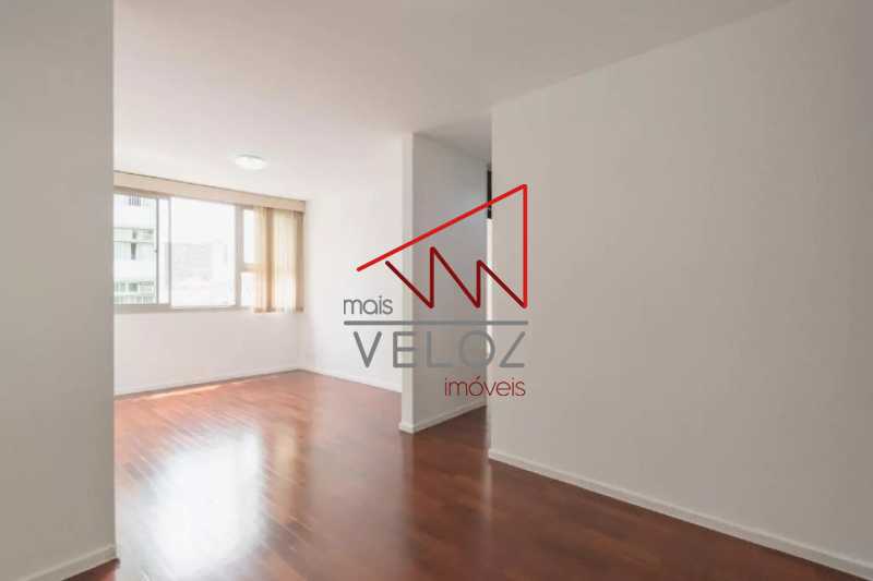 Apartamento à venda com 2 quartos, 72m² - Foto 3