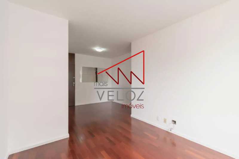 Apartamento à venda com 2 quartos, 72m² - Foto 6