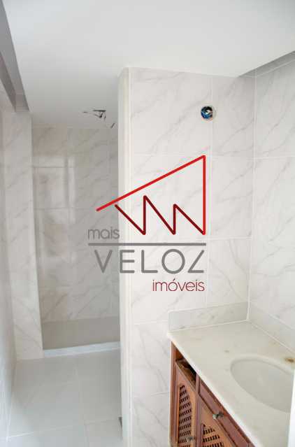 Apartamento à venda com 3 quartos, 118m² - Foto 19