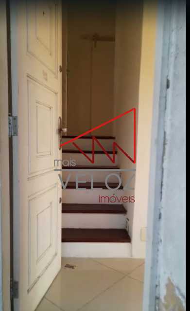 Casa de Condomínio à venda com 3 quartos, 180m² - Foto 1