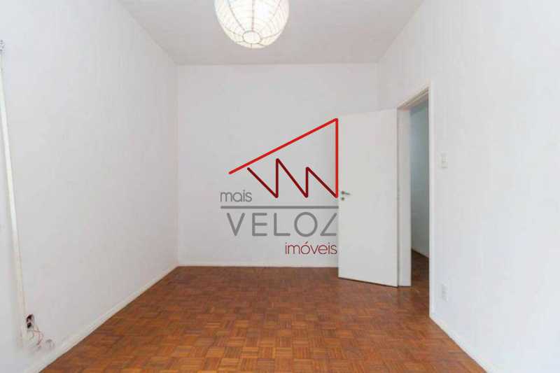 Apartamento à venda com 4 quartos, 131m² - Foto 17