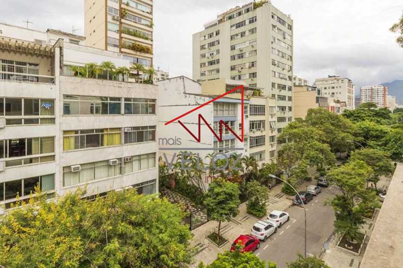 Cobertura à venda com 4 quartos, 350m² - Foto 7