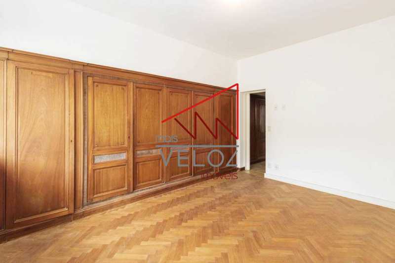 Cobertura à venda com 4 quartos, 350m² - Foto 15