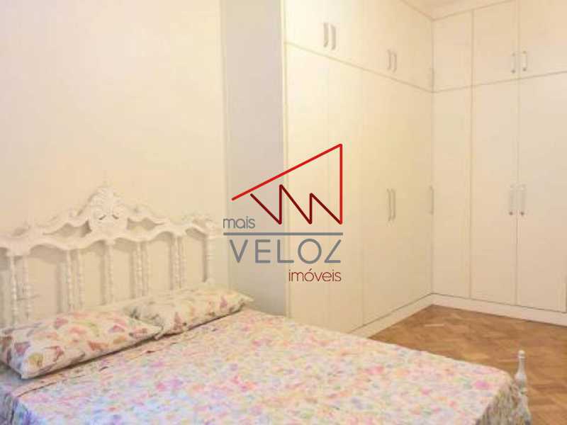 Apartamento à venda com 3 quartos, 233m² - Foto 11