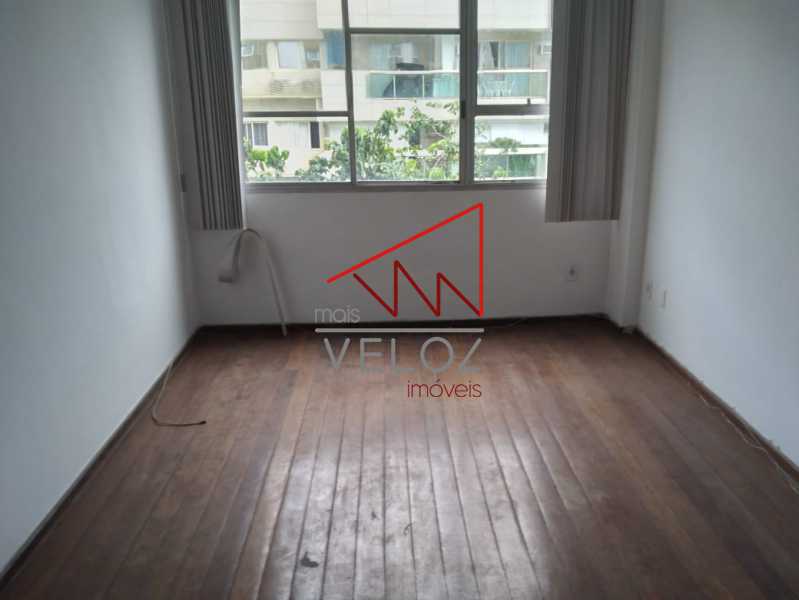 Apartamento à venda com 2 quartos, 73m² - Foto 1