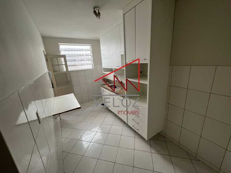 Apartamento à venda com 2 quartos, 78m² - Foto 6