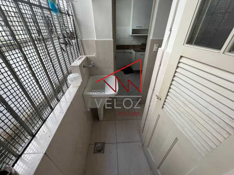 Apartamento à venda com 2 quartos, 78m² - Foto 24