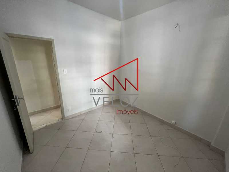 Apartamento à venda com 2 quartos, 78m² - Foto 11