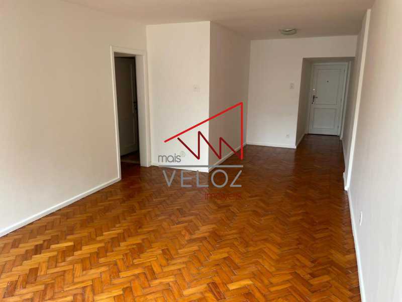 Apartamento à venda com 3 quartos, 103m² - Foto 4