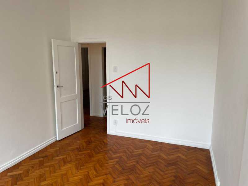 Apartamento à venda com 3 quartos, 103m² - Foto 9