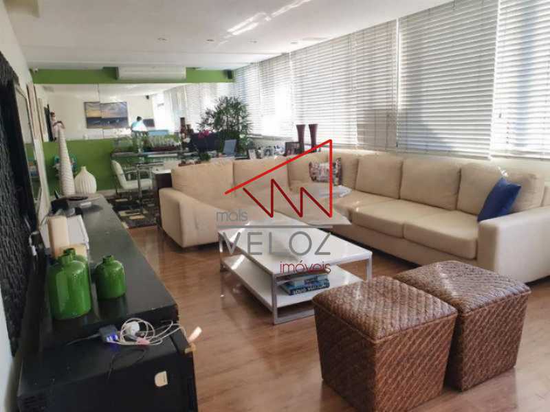 Apartamento à venda com 3 quartos, 154m² - Foto 1