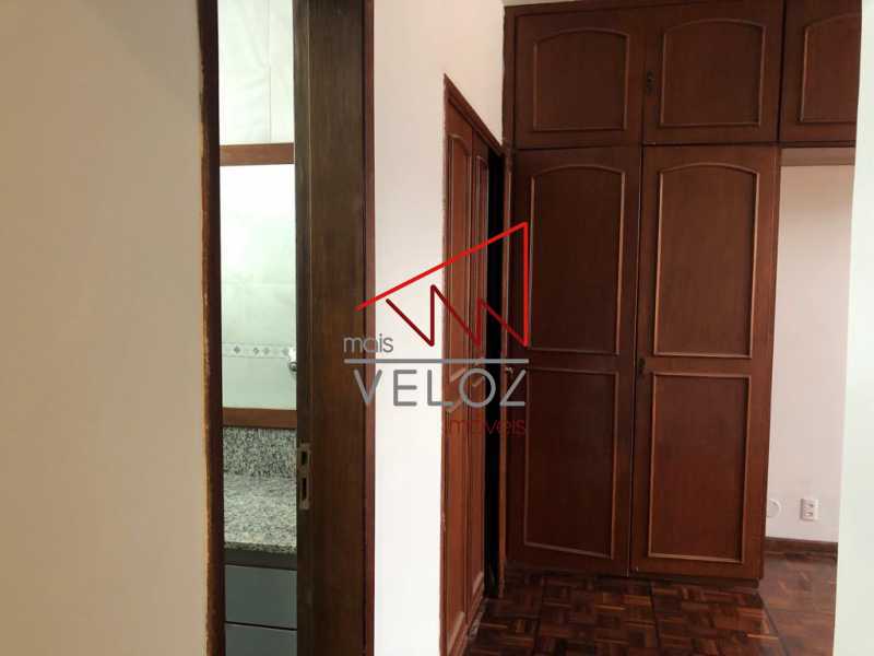 Apartamento à venda com 3 quartos, 119m² - Foto 4